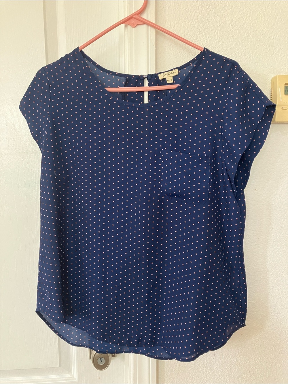 Women’s Navy with Pink Polka Dot Cap Sleeve Blouse Size L